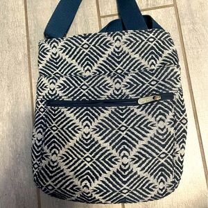 Thirty One crossbody bag